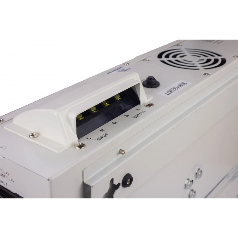 STABILIZATOR NAPIĘCIA SIECIOWEGO AVR 10000VA 8% SLIM